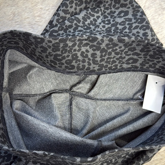 LOFT | Leopard Print Ponte Leggings, Size M, NWT - Picture 7 of 11